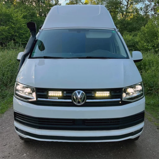 Комплект интеграции LED фар для решетки радиатора VW T6 Multivan | Стандартный | ECE сертифицированный